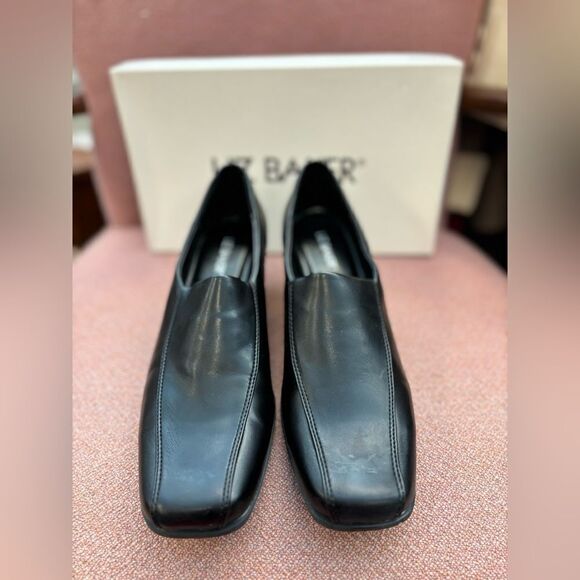 Liz Baker Millie Black 8M heels 2" - Picture 1 of 6